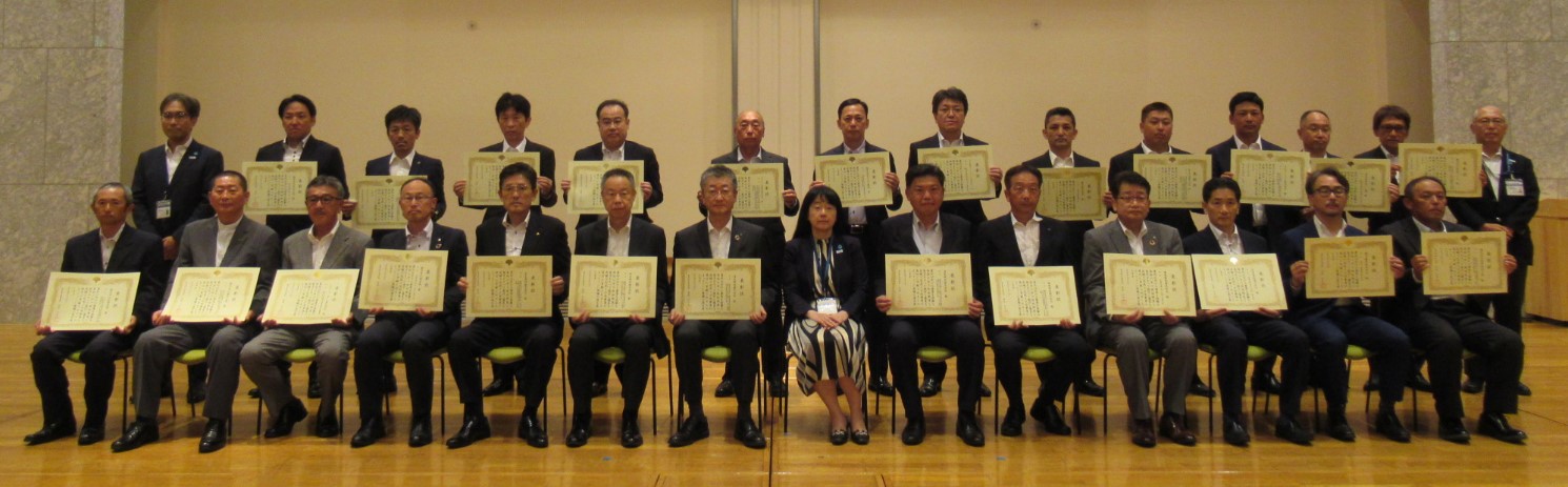 受賞者との記念撮影